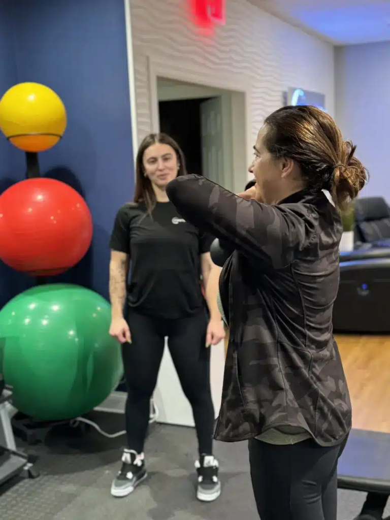 physical therapy for a dislocated shoulder